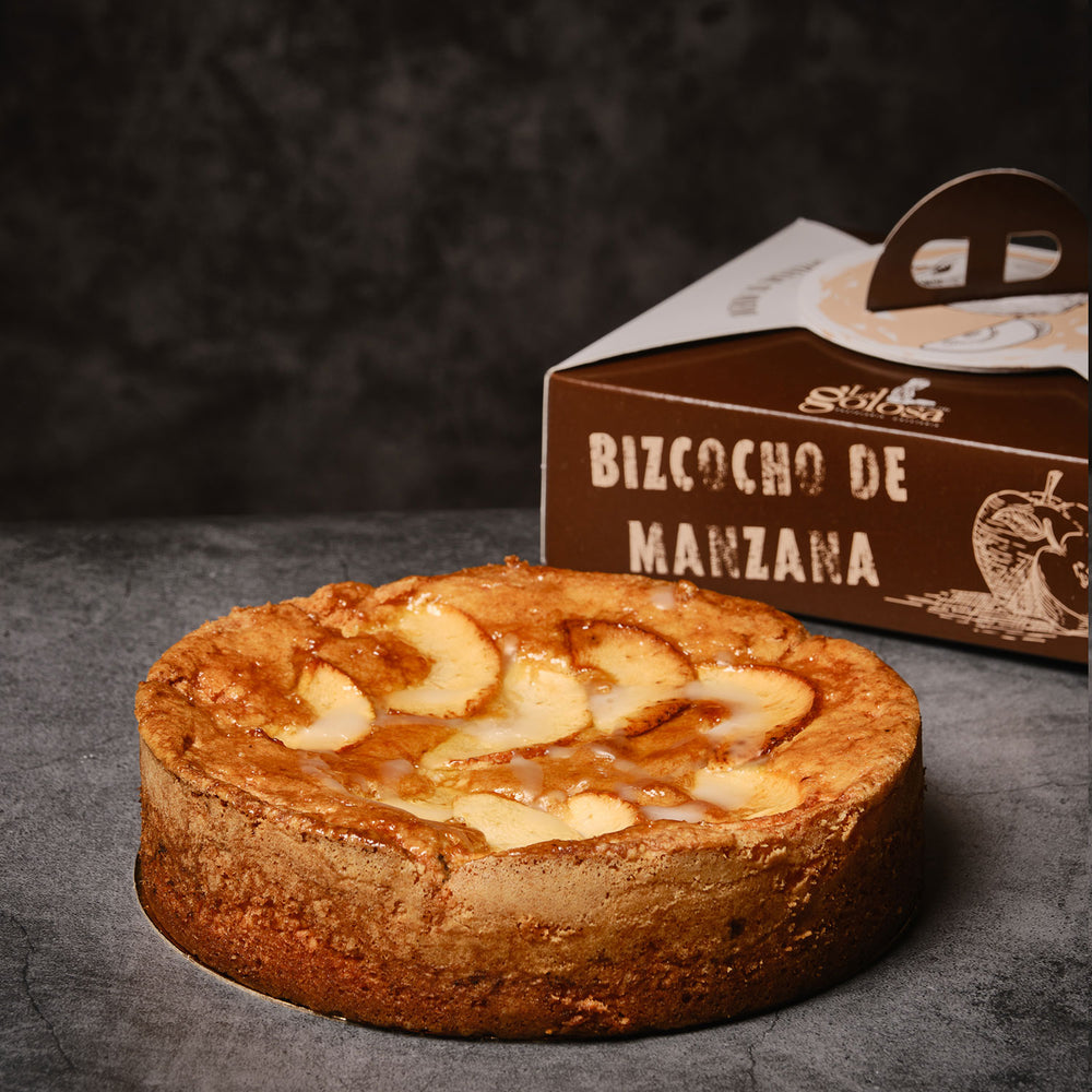 
                      
                        BIZCOCHO DE MANZANA Y ALMENDRA
                      
                    